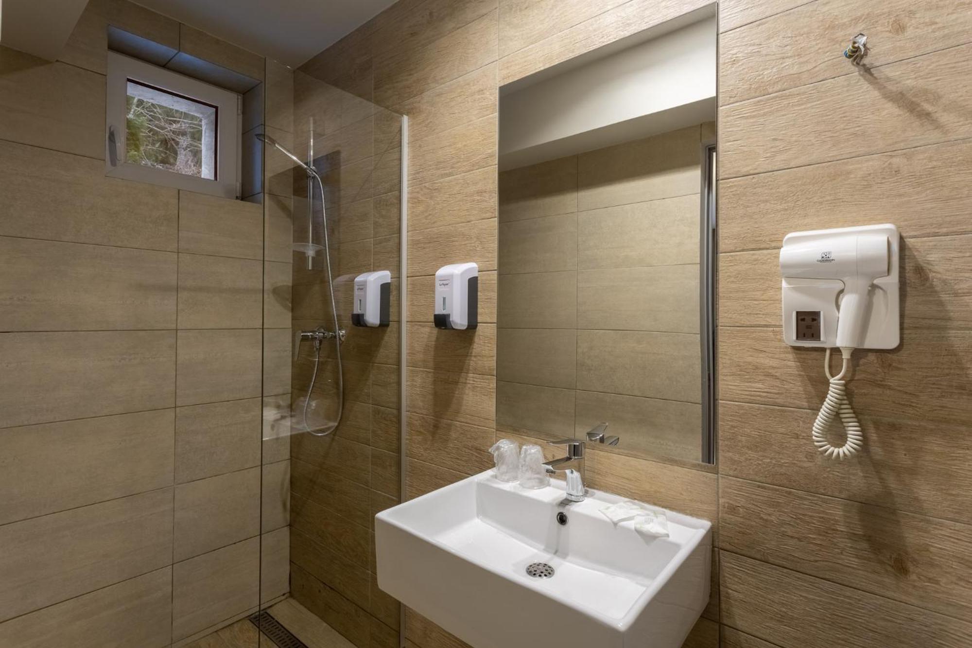 Genesis By Eden Hotel Predeal Exterior photo